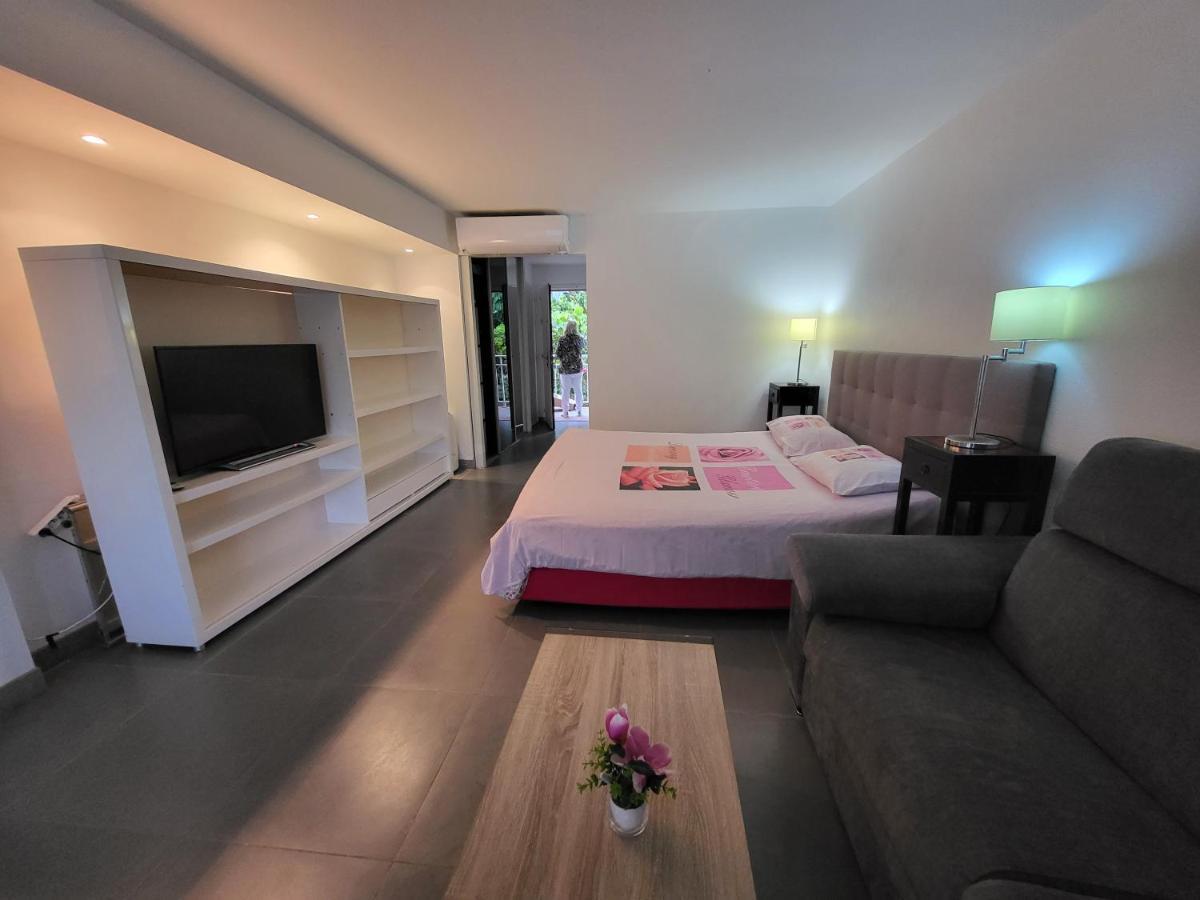 Résidence Appartement La Vieille Tour Le Gosier  Extérieur photo