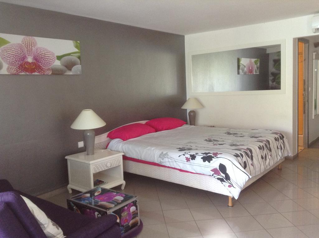 Résidence Appartement La Vieille Tour Le Gosier  Extérieur photo